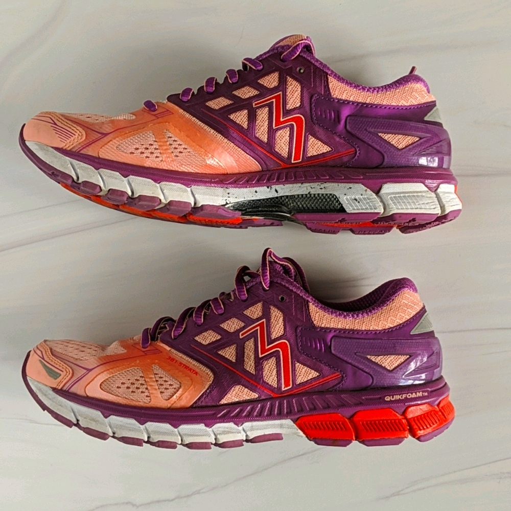 8.5 NWOT running shoes